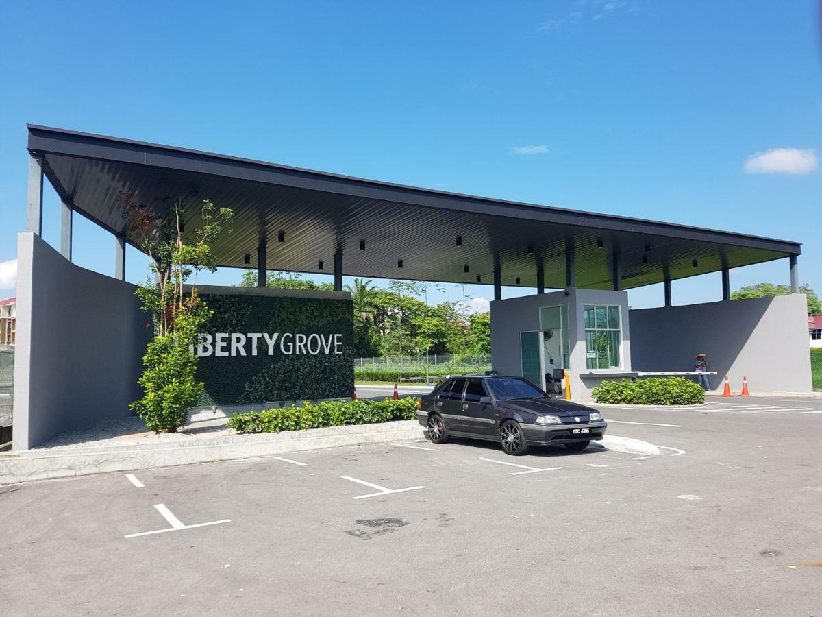 Liberty Grove Hotell Kuching Eksteriør bilde